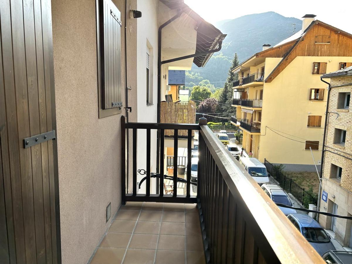 Apartment Encantador I Centric Amb Llar De Foc By Rural D'aneu Esterri D'Aneu